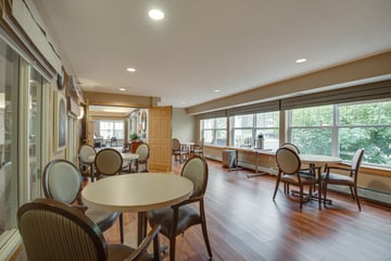 river heights community area with windows