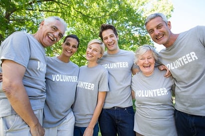 Volunteers lined up for a photo